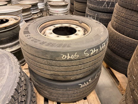2 st lastbilshjul 385/55 R22,5