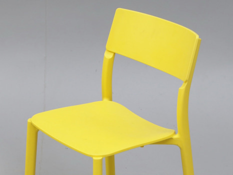 8 st Ikeaklassiker stolar