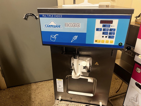 1 st. Carpigiani Multiple Choice DF – Mjukglass & Milkshakemaskin