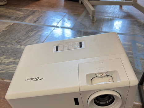 Projektor Optoma
