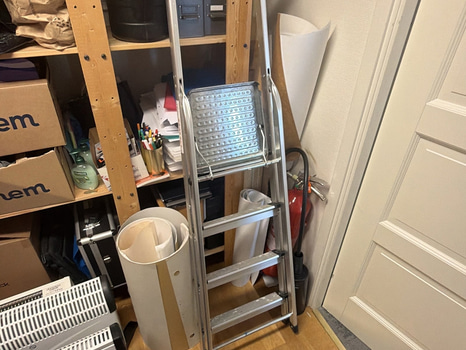 Aluminium step ladder