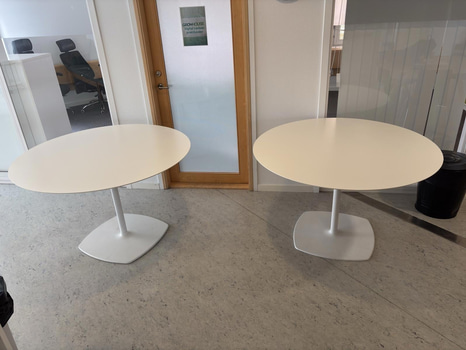2 st. runda bord, vita