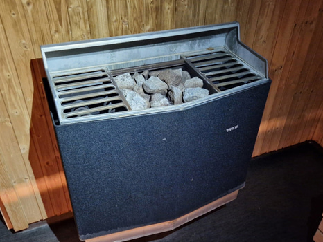 Tylö bastuaggregat med stenar