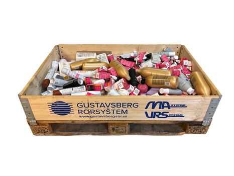 Parti med hårvårdsprodukter blandat