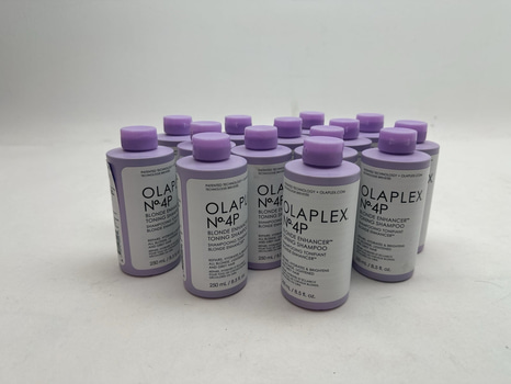 Parti med hårvårdsprodukter Olaplex