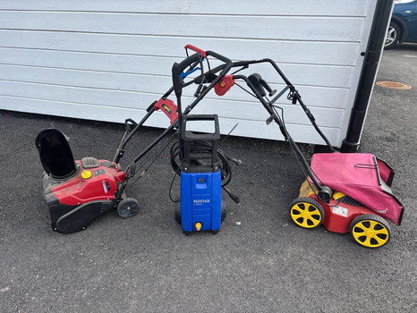 Högtryckstvätt, snöslunga och vertikalskärare