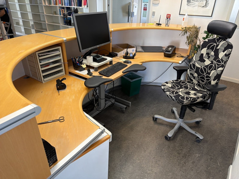 Kunddisk, etikettskrivare, datorskärm m.m.