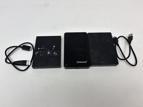 3 st. Externa hårddiskar, olika modeller och storlekar