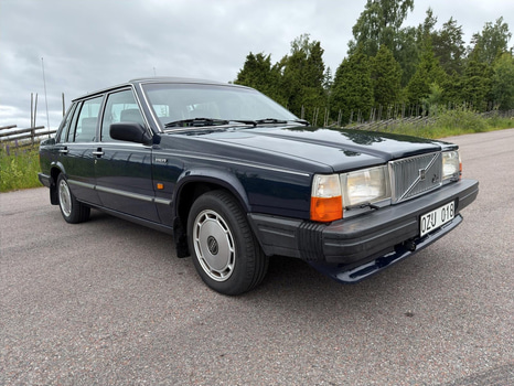 Veteranbil Volvo 744-883 GL/E-PKT -1989 | 8100 mil