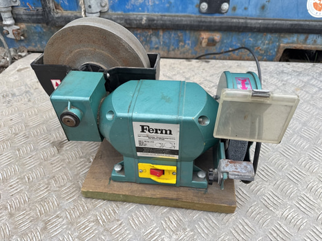 Våt -och torrslipmaskin Ferm