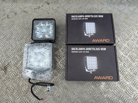 4 st backlampor & 1 st blixtljus