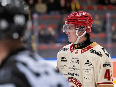 #43 William Eckmyhl - Borta