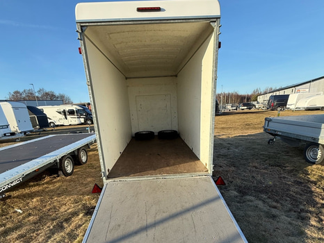 Brenderup 1000kg skåpsläp 2020