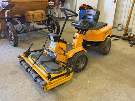 Ride-on lawn mower, Stiga Park P401