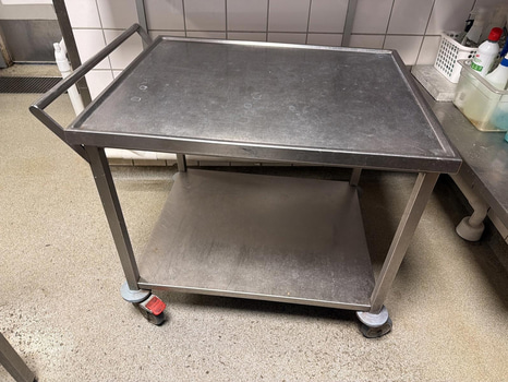 Rostfri vagn