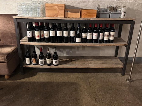 Hylla/ sideboard