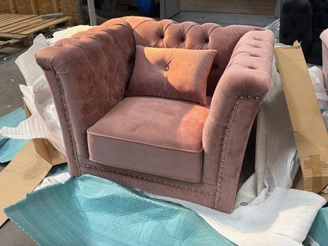 Fåtölj i ross sammet