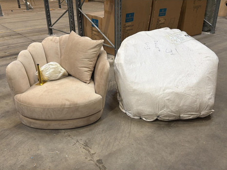 Fåtöljer, 2 st, beige sammet