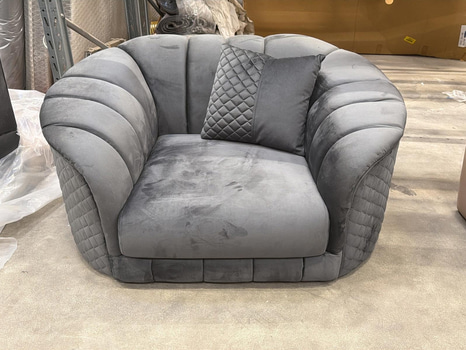 Fåtölj, grå sammet