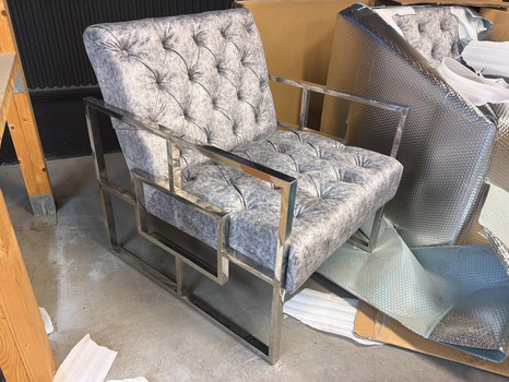 Fåtölj, metall/ grå sammet