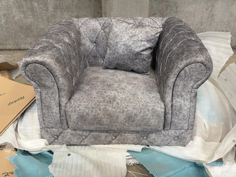 Fåtölj, grå sammet