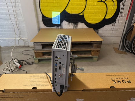 Vivitek DH833 / DH83CUA, DLP-projektor,