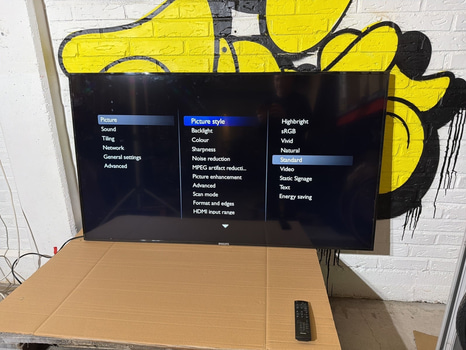 Philips 65BDL3000Q – 65″ Q-Line Digital Signage-display
