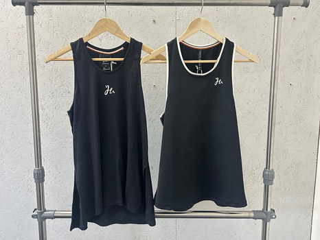 2 st. (NY) Träningslinnen, stl. S, Humbleton, svart, olika modeller.