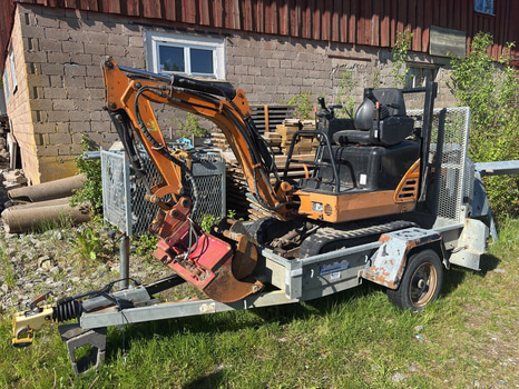 Minigrävare Hanix inklusive släpkärra, rep.objekt