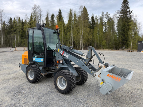 Minilastare Giant V451T -2008 | Redskap