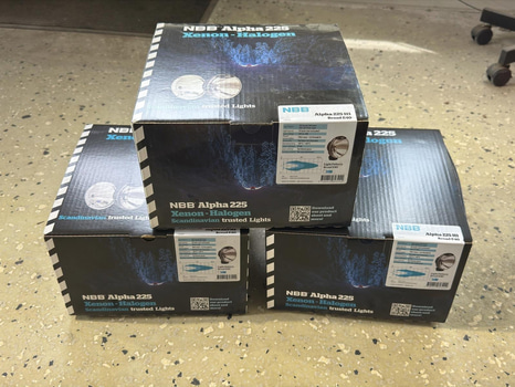 Extraljus NBB Alpha 225 H1 Broad E40, 3 st