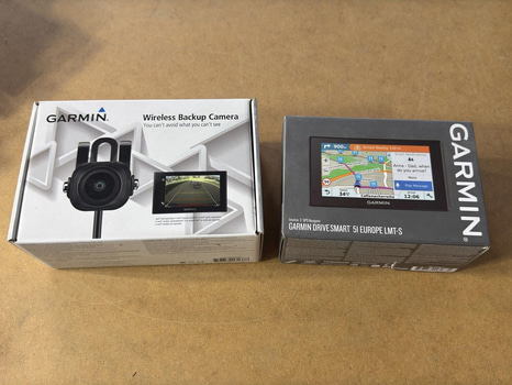 Garmin-paket - GPS och backkamera