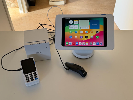 Kassasystem med iPad gen 9, kortläsare, kvittoskrivare och streckkodsläsare