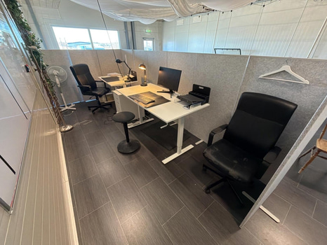 Kontorsmöbler & Rumsavdelare