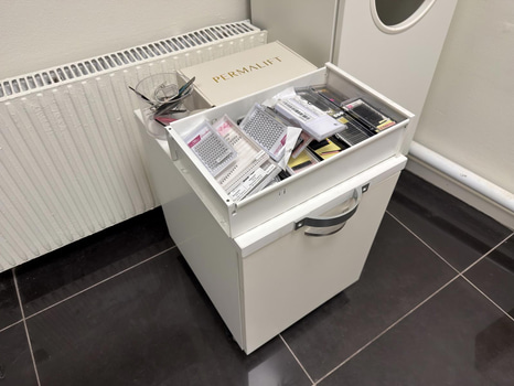 Parti med lösögonfransar och tillbehör