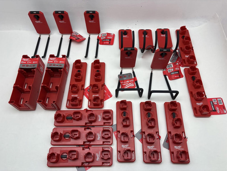 Parti med sidofästen Milwaukee, Packout