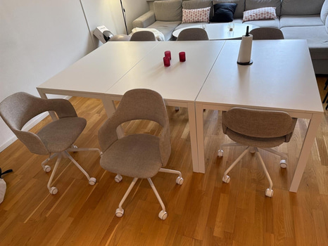 3 st bord & 14 st stolar