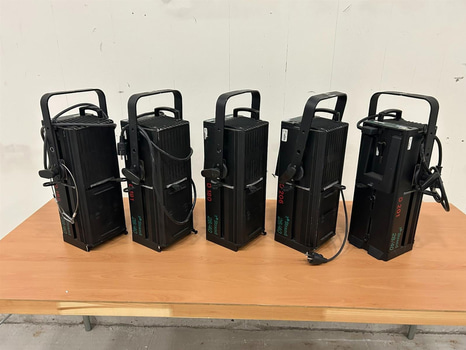 5st profilstrålkastare | Strand 28/40