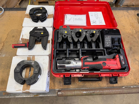 Pressverktyg, Novopress ACO203XL BT, med 6st käftar