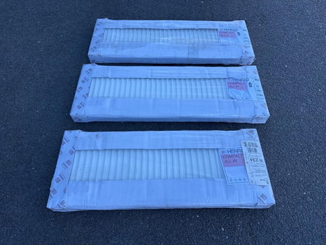 3 st vattenburna radiatorer | Henrad Compact All In Typ 21