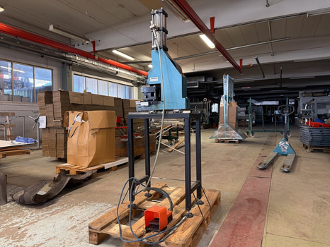 Stansmaskin TAMA TT 63 116