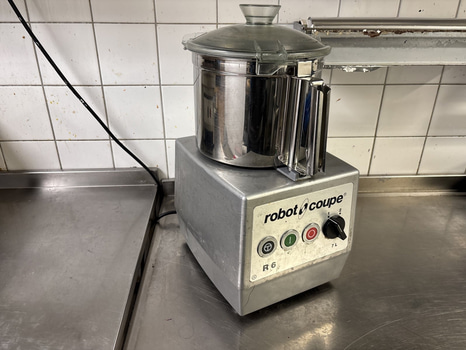 Robot coupe R6 snabbhack