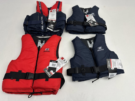 4 st. Flytvästar Baltic