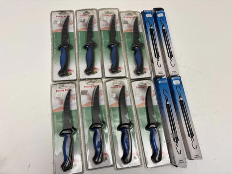 Parti med Fiskeknivar och Fjädervågar