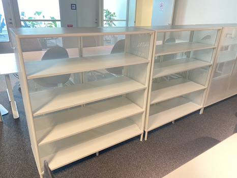 2 st. Hylla IKEA Bekant, vit