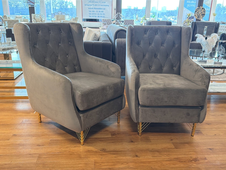 2 st fåtöljer, grå sammet