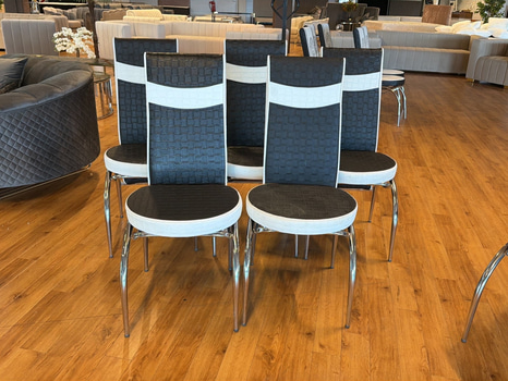 5 st stolar, svart/ vit