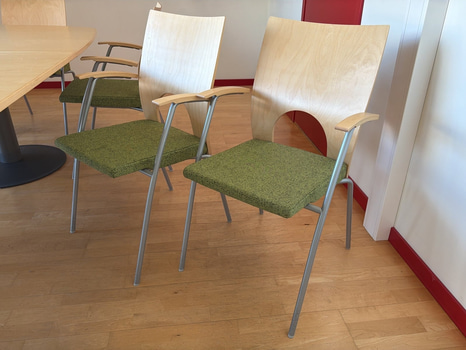 8 st konferensstolar, Kinnarps