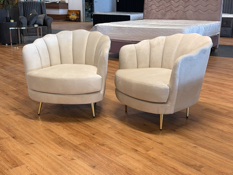 2 st fåtöljer, beige sammet