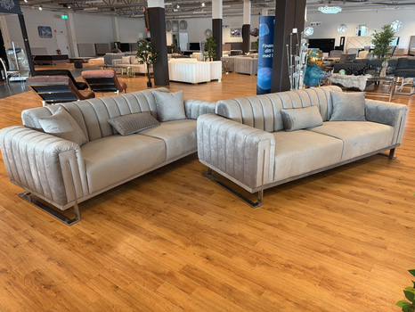 2 st 3-sits soffor, grå sammet